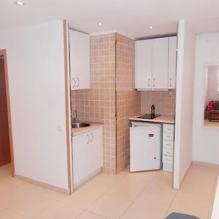 Apartment In Sant Antoni De Calonge, 17 M Vom Entfernt *