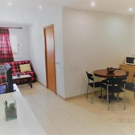 Apartment In Sant Antoni De Calonge, 17 M Vom Entfernt